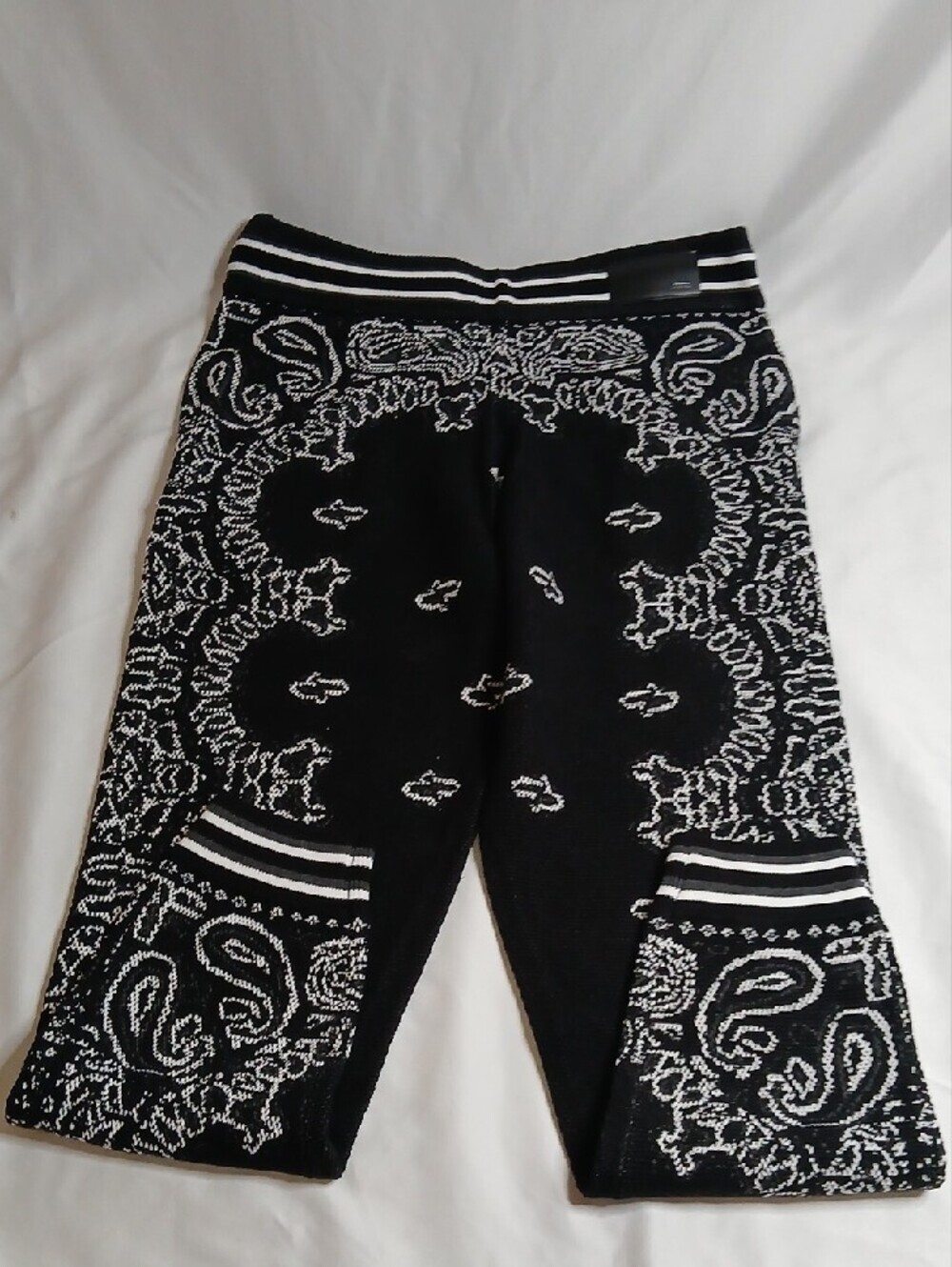 AMIRI Black Bandana-Print Jogger Pants - Picture 4 of 5
